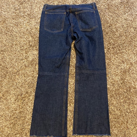 Theory Dark Denim Cropped Jeans Frayed Hem & Waistband Size 4 - Picture 4 of 9